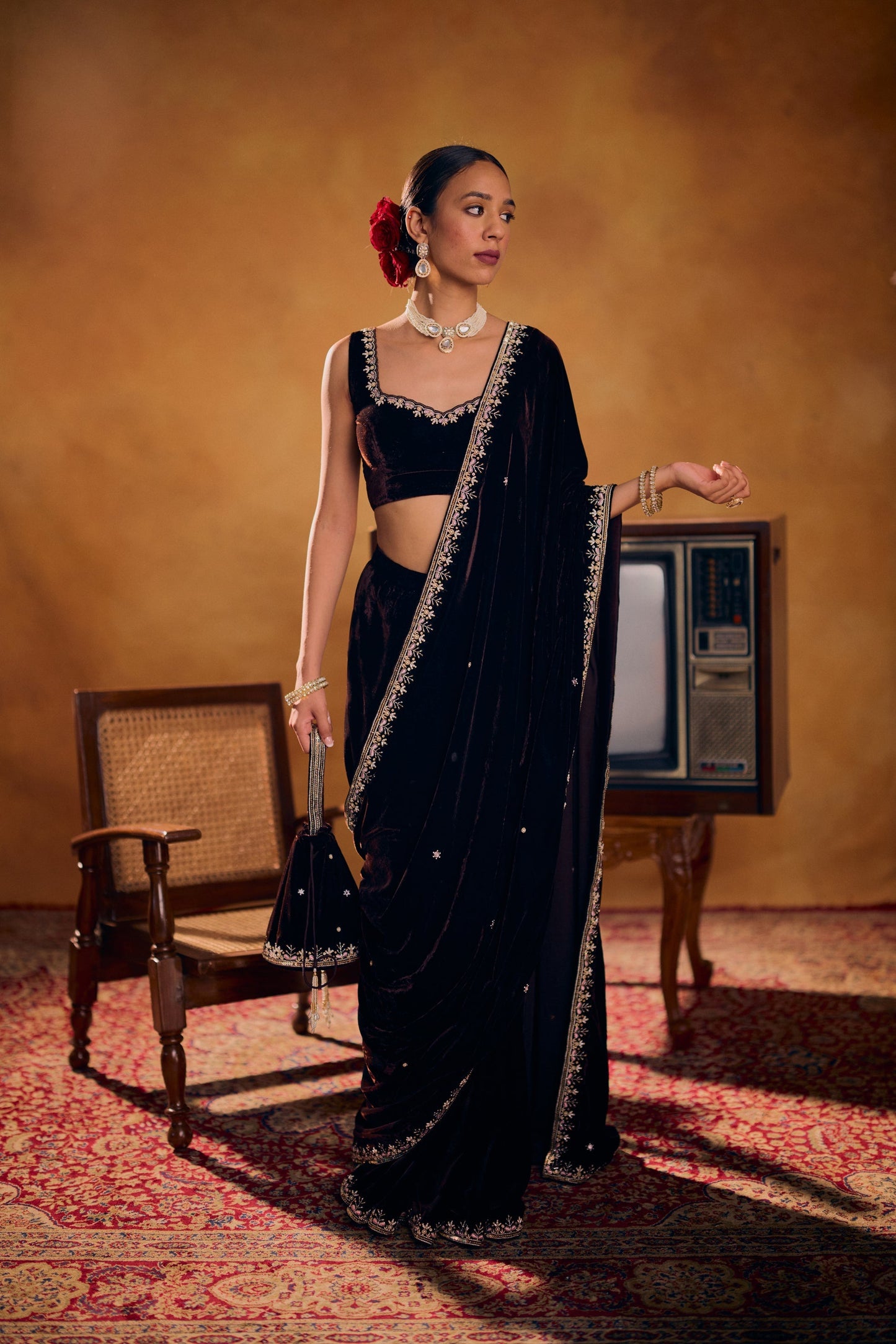 Royal Elegance  Luxury Soft Velvet Saree -Perfect For Wedding & Festive