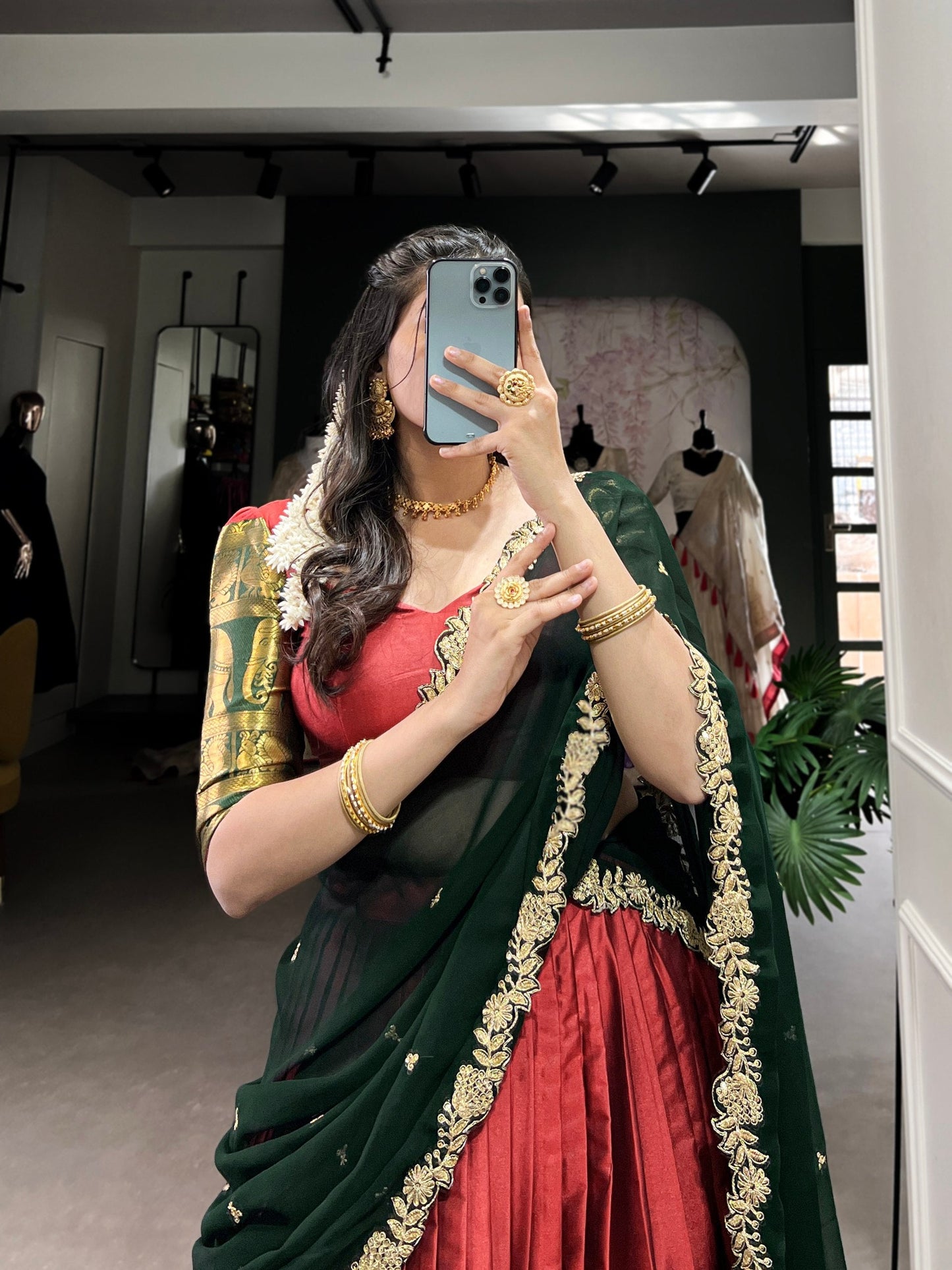 Radiant  Narayan Pattu Zari Weaving Worked Lehenga Choli - Perfect For Wedding Occasion