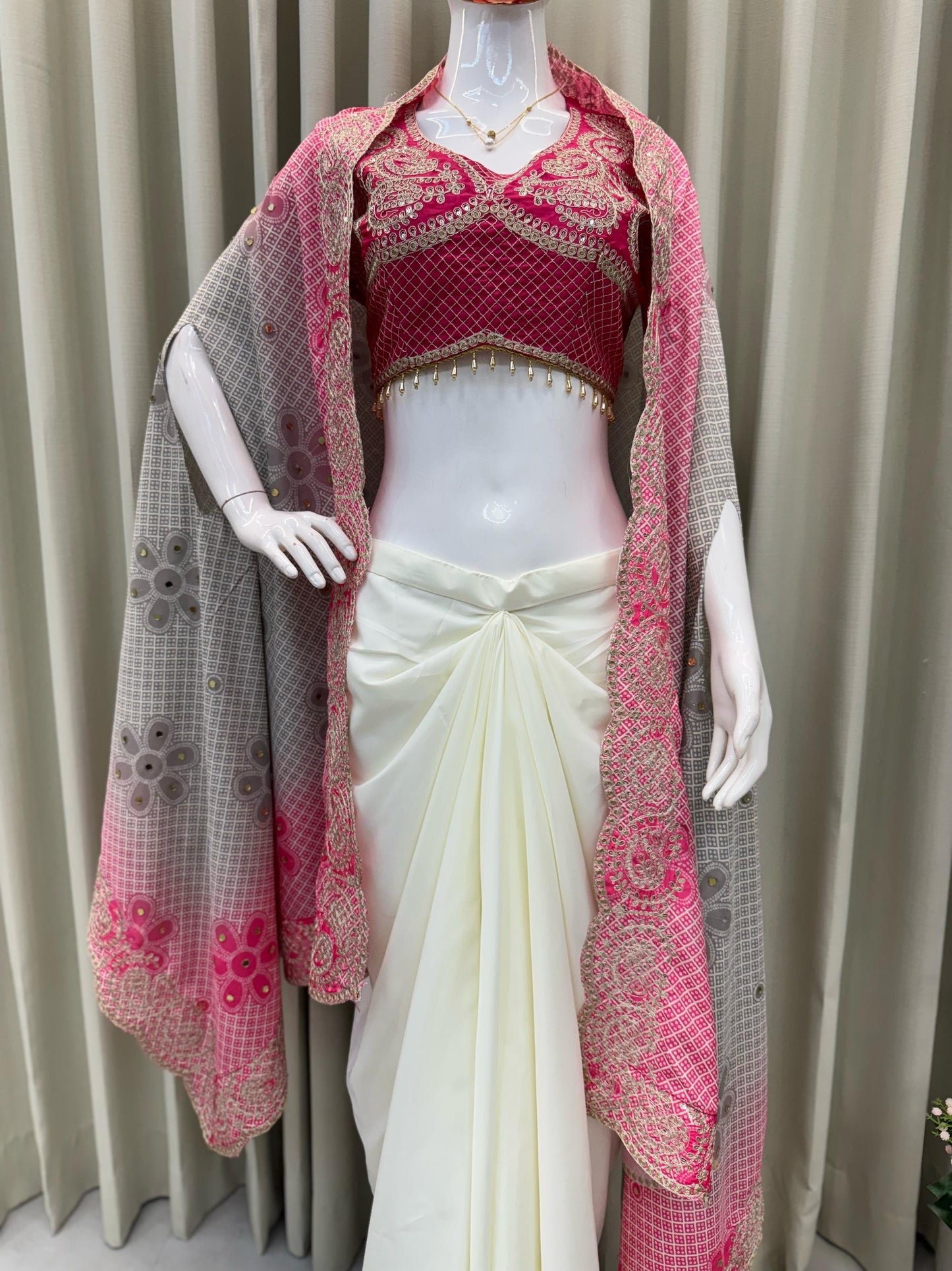 EXCLUSIVE THREE PIECE WESTERN OUTFIT FOR  DESIGNER LOOK