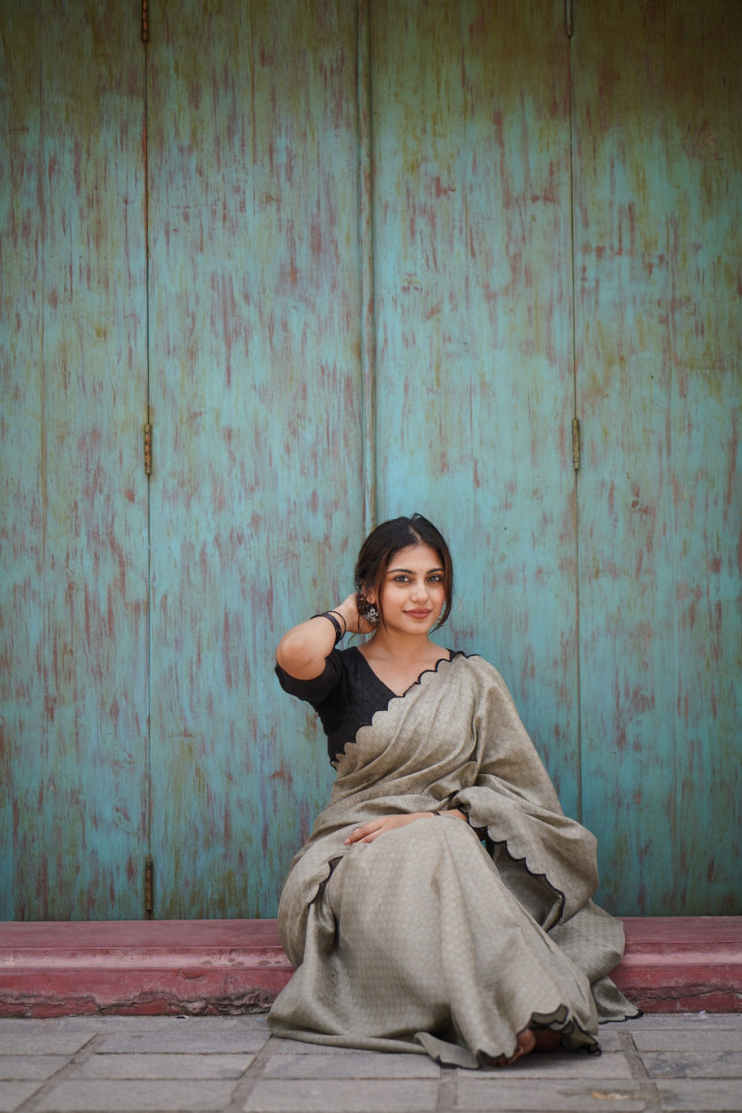 Hypnotic Gadhawal Chex Arca Work Saree With Lucknowi Blouse - INDIAN ELEGANCE