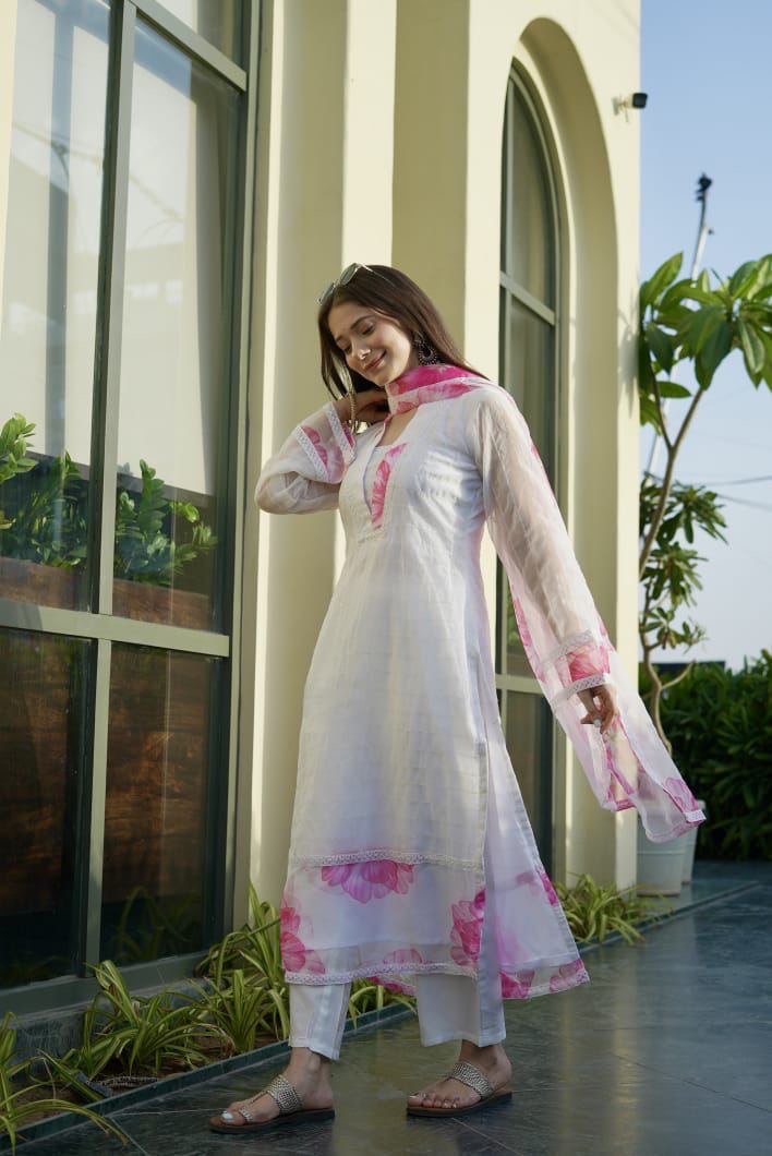 Posh White Organza Straight Kurta Pant With Dupatta Set - INDIAN ELEGANCE