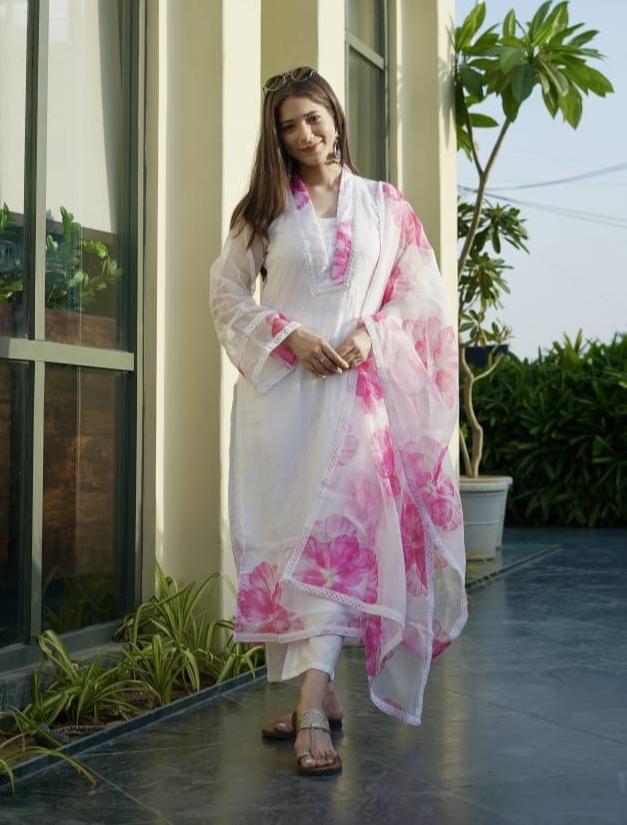 Posh White Organza Straight Kurta Pant With Dupatta Set - INDIAN ELEGANCE
